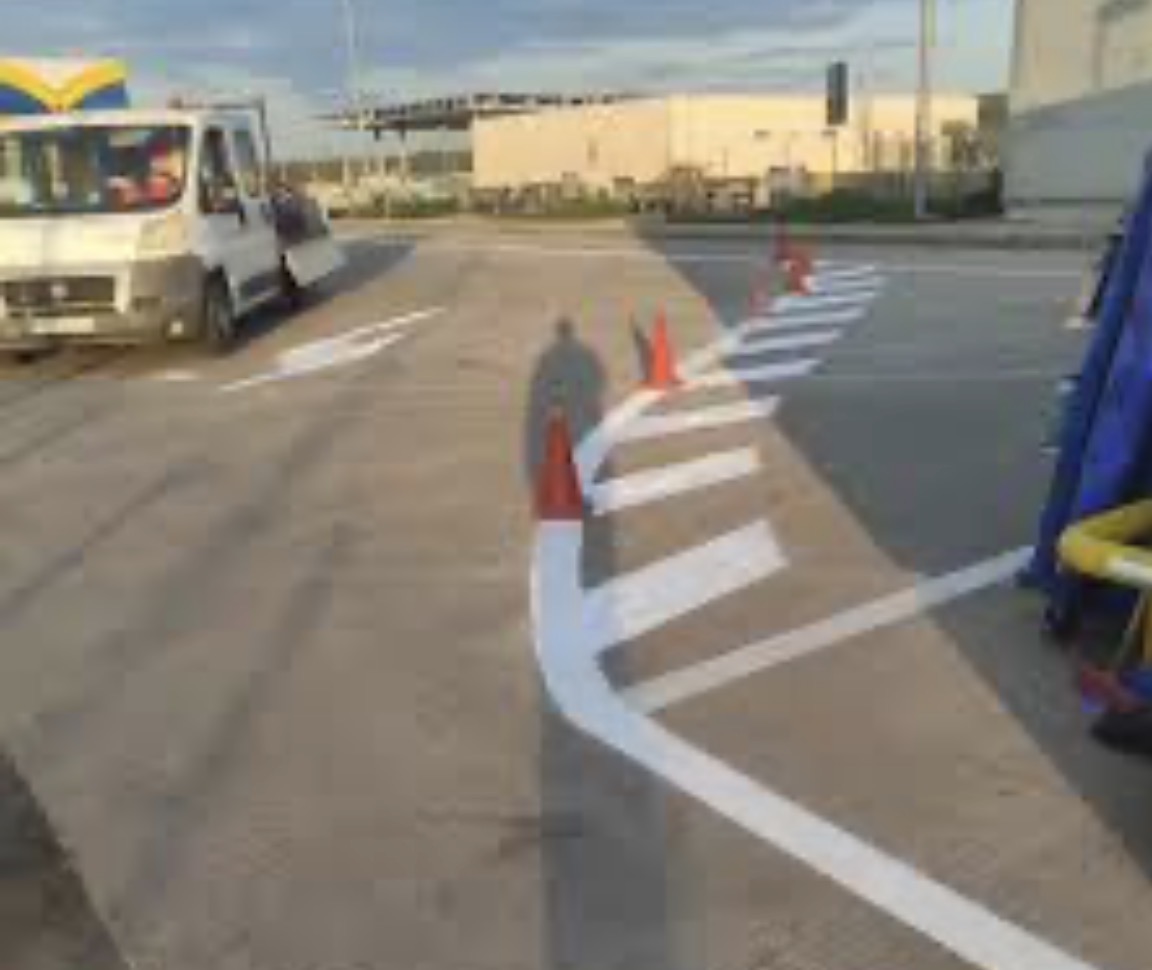 Moll benzinari autostrada Deva